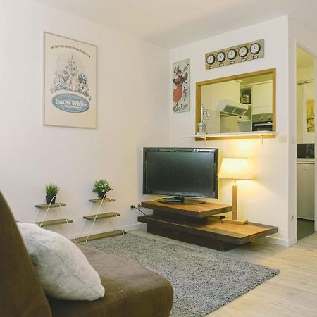Luka'S Charming Apartment Near Disneyland Маньи-ле-Онгр Экстерьер фото