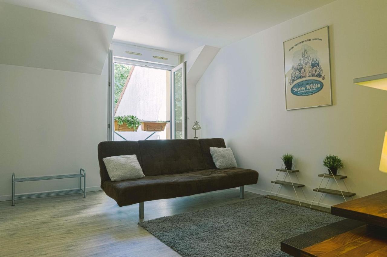 Luka'S Charming Apartment Near Disneyland Маньи-ле-Онгр Экстерьер фото